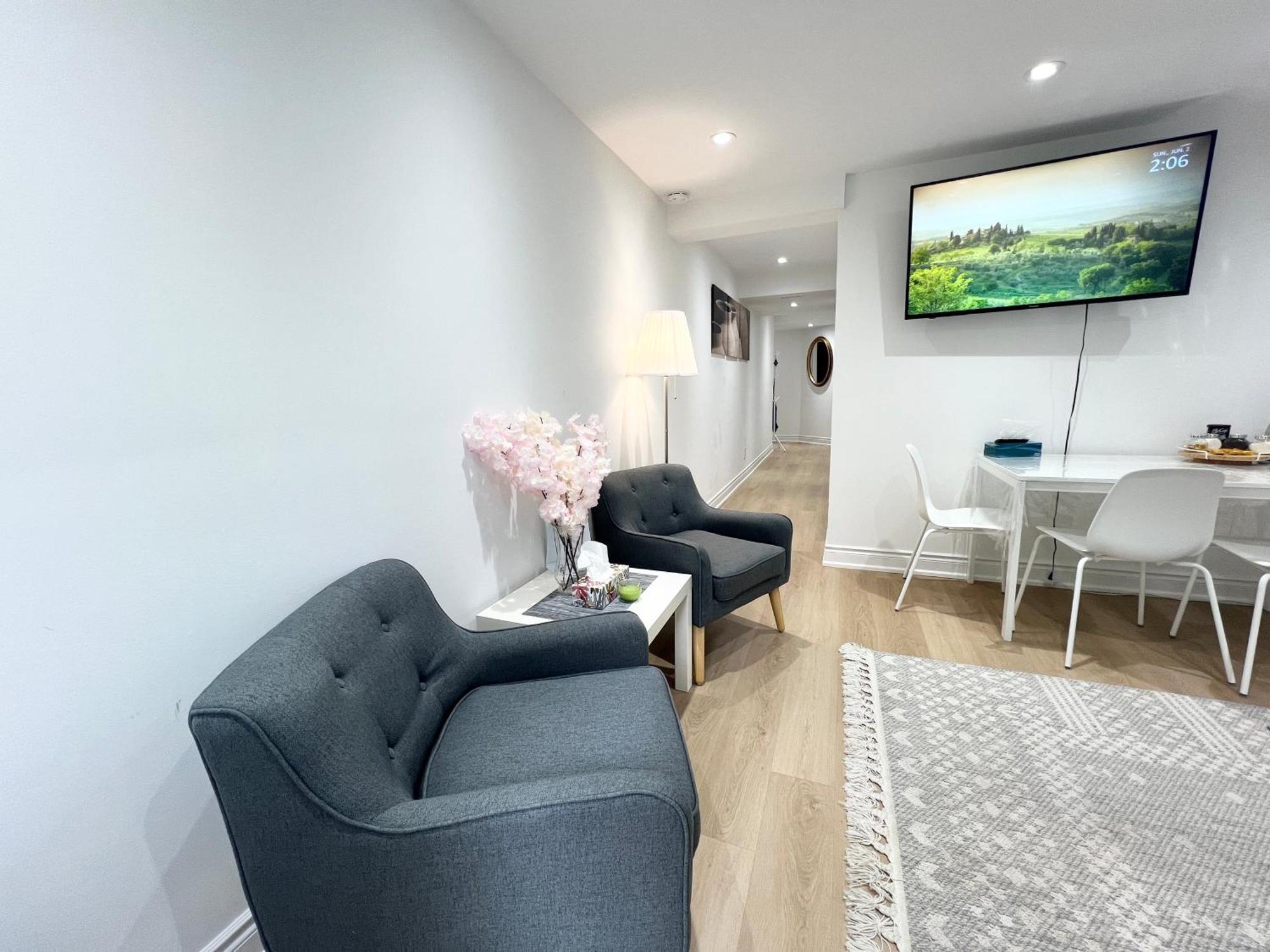 Cozy, Brand-New, 2Bdr,Walkout Apt, Free Parking Richmond Hill Exterior foto